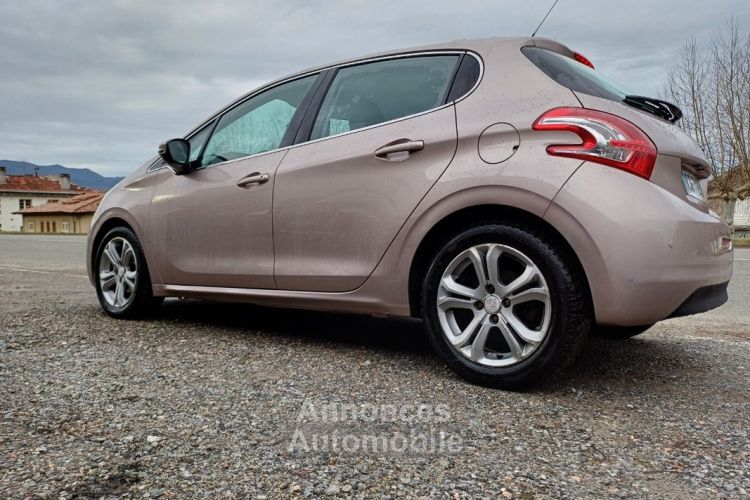 Peugeot 208 1.6 hdi 92cv allure - <small></small> 6.990 € <small>TTC</small> - #2