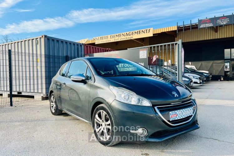 Peugeot 208 1.6 hdi Allure - <small></small> 8.990 € <small>TTC</small> - #1