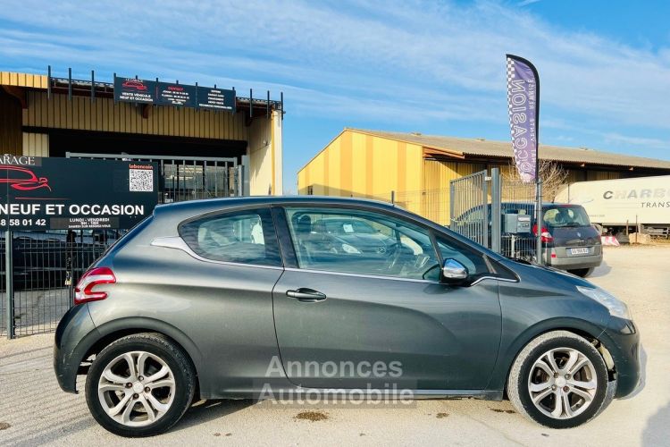 Peugeot 208 1.6 hdi Allure - <small></small> 8.990 € <small>TTC</small> - #8