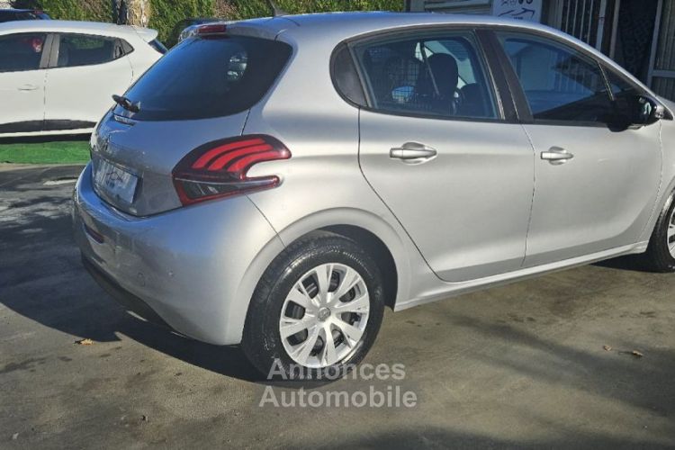 Peugeot 208 1.6 HDi BUSINESS - <small></small> 6.490 € <small>TTC</small> - #6