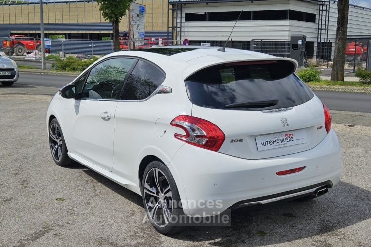 Peugeot 208 1.6 THP 200 ch GTI - TOIT PANORAMIQUE - <small></small> 8.990 € <small>TTC</small> - #6