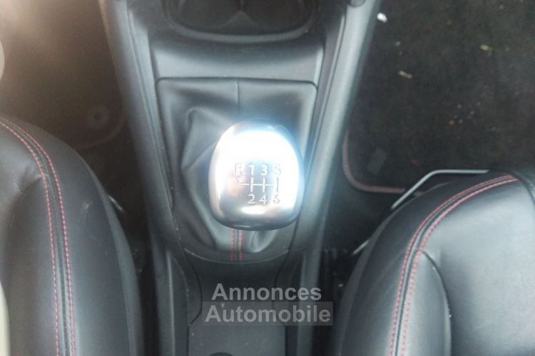 Peugeot 208 1.6 THP 200CH GTI 3P - <small></small> 11.490 € <small>TTC</small> - #12