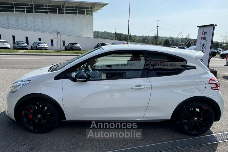 Peugeot 208 1.6 THP 208ch GTI 30th numéroté 27 S&S - <small></small> 18.490 € <small>TTC</small> - #4