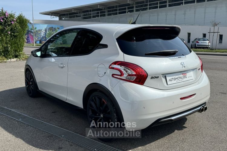 Peugeot 208 1.6 THP 208ch GTI 30th numéroté 27 S&S - <small></small> 18.490 € <small>TTC</small> - #5