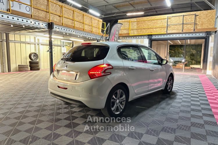 Peugeot 208 1.6 VTi 120ch Roland Garros - TOIT PANO - MOTEUR À CHAINE - RÉVISÉE - <small></small> 8.490 € <small>TTC</small> - #5