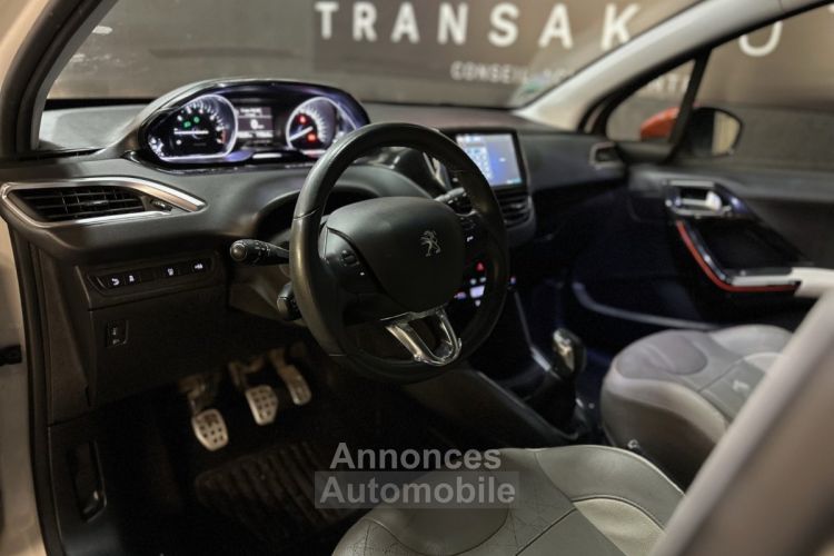 Peugeot 208 1.6 VTi 120ch Roland Garros - TOIT PANO - MOTEUR À CHAINE - RÉVISÉE - <small></small> 8.490 € <small>TTC</small> - #9