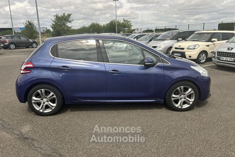 Peugeot 208 1.6 VTI ALLURE 6CV 5P - <small></small> 9.990 € <small>TTC</small> - #16