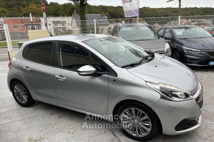 Peugeot 208 1.6HDi 75Ch Style - <small></small> 8.490 € <small>TTC</small> - #2