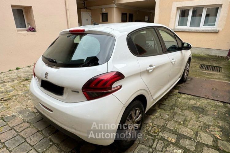 Peugeot 208 1.6L Hdi 100cv Style - <small></small> 4.790 € <small>TTC</small> - #4