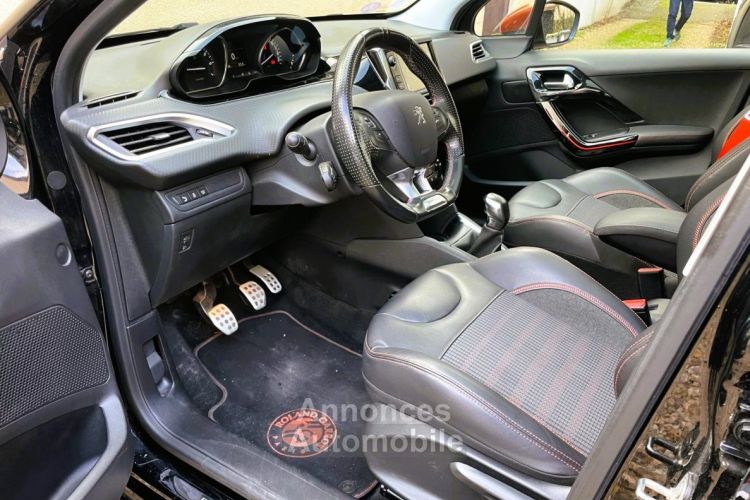 Peugeot 208 (2) 1.2 PURETECH 110 S&S ROLAND GARROS 5P - <small></small> 7.990 € <small>TTC</small> - #24