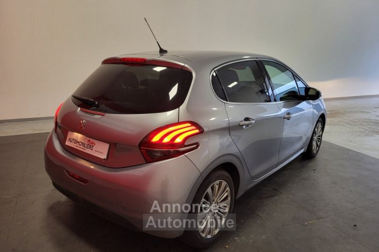 Peugeot 208 (2) 1.2 PURETECH 82 ALLURE 5P - <small></small> 7.990 € <small>TTC</small> - #7