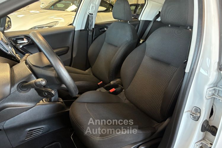 Peugeot 208 (2) 1.2 PURETECH 82 S&S ACTIVE 5P - <small></small> 12.500 € <small>TTC</small> - #14