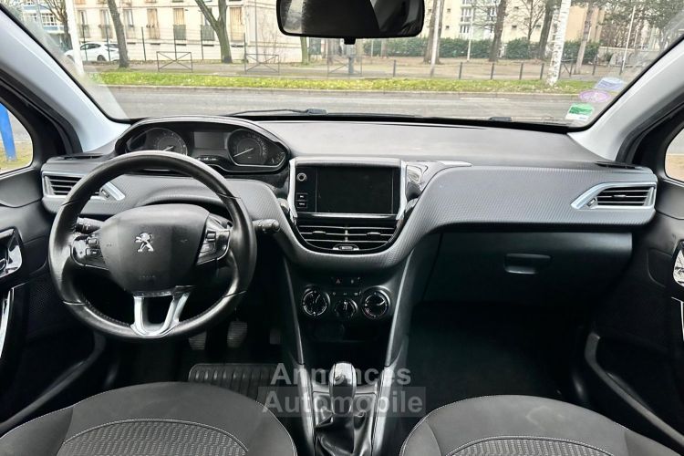 Peugeot 208 (2) 1.2 PURETECH 82 STYLE 5P - <small></small> 6.995 € <small>TTC</small> - #18