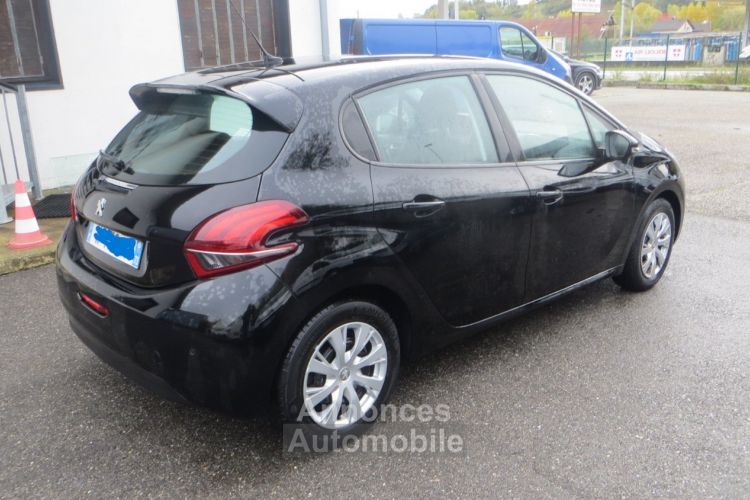 Peugeot 208 208 1.5 HDI 100 cv 1ere main carnet 5 portes, - <small></small> 11.000 € <small>TTC</small> - #3