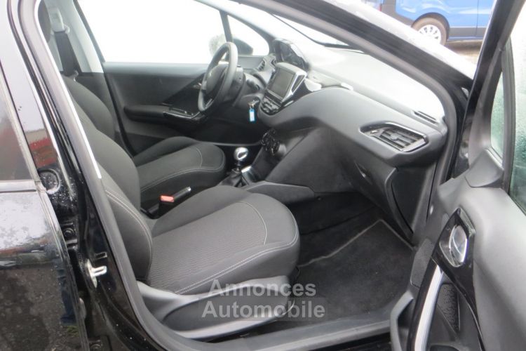 Peugeot 208 208 1.5 HDI 100 cv 1ere main carnet 5 portes, - <small></small> 11.000 € <small>TTC</small> - #6