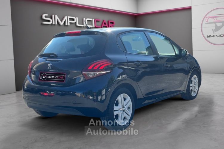 Peugeot 208 82 ch SS BVM5 Signature - <small></small> 8.990 € <small>TTC</small> - #20