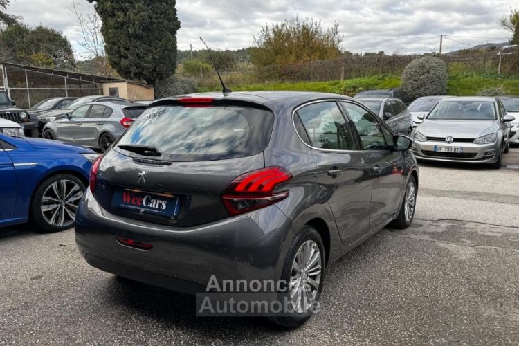 Peugeot 208 82ch BERLINE Allure - <small></small> 9.990 € <small>TTC</small> - #10