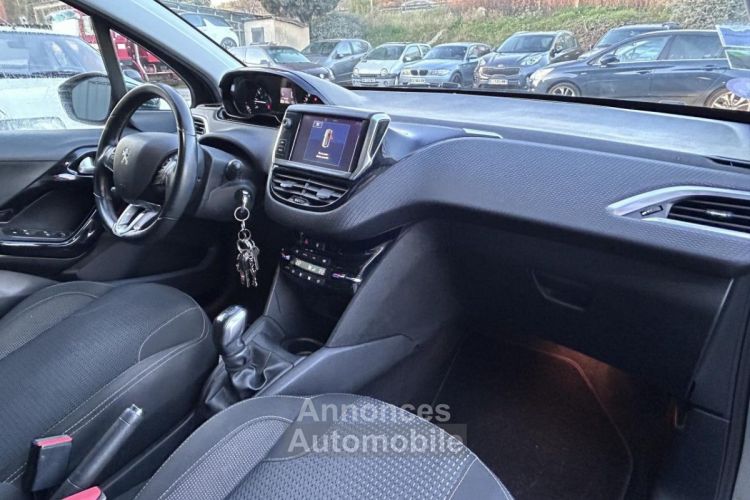 Peugeot 208 82ch BERLINE Allure - <small></small> 9.990 € <small>TTC</small> - #13