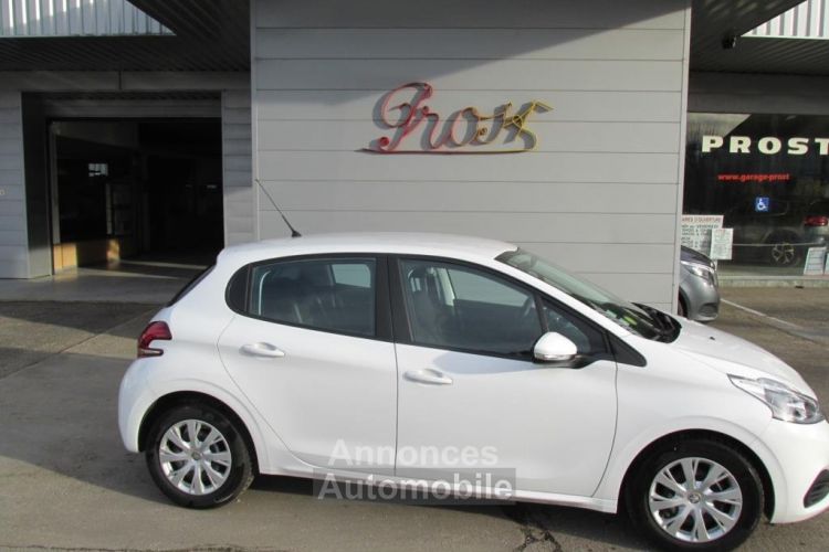 Peugeot 208 ACTIVE BUSINESS 1.6 HDI Blanc - <small></small> 11.600 € <small>TTC</small> - #2