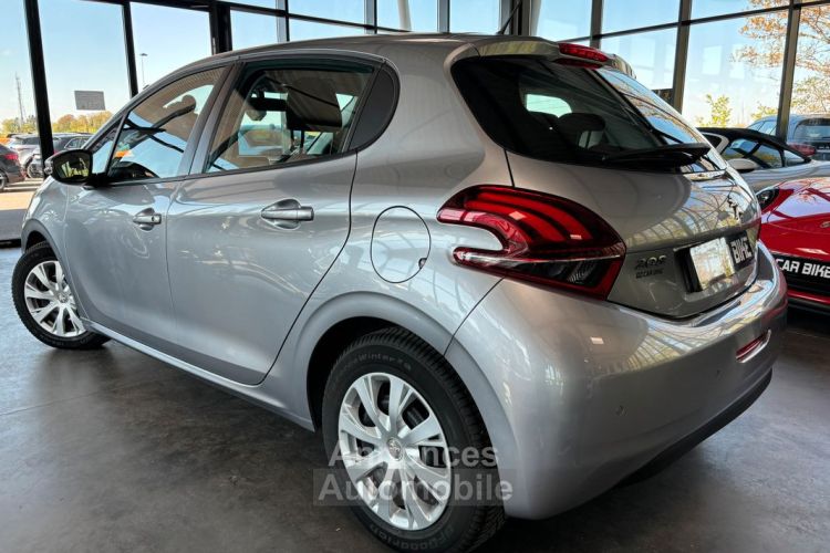 Peugeot 208 Active HDI 100 ch suivi complet Garantie 6ans GPS Apple Car Play Bluetooth 249-mois - <small></small> 12.950 € <small>TTC</small> - #2