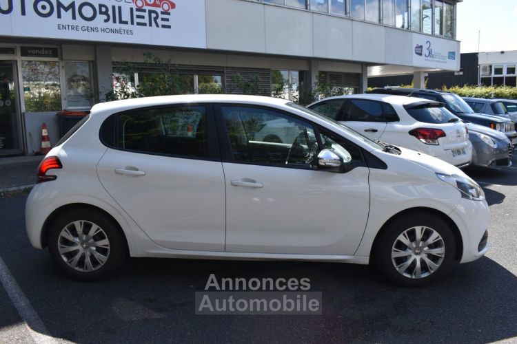 Peugeot 208 Active Phase 2 5 Portes 1.0 VTi 68 cv - <small></small> 5.990 € <small>TTC</small> - #8