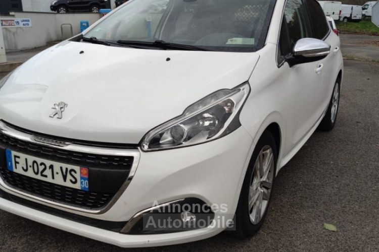 Peugeot 208 Affaire 110ch Allure Business EAT sté - <small></small> 7.980 € <small>TTC</small> - #1