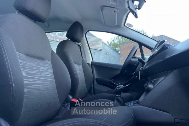 Peugeot 208 AFFAIRE 1.6 HDI 75CH PRO 98.000KM 11/2017 GARANTIE - <small></small> 5.990 € <small>TTC</small> - #12