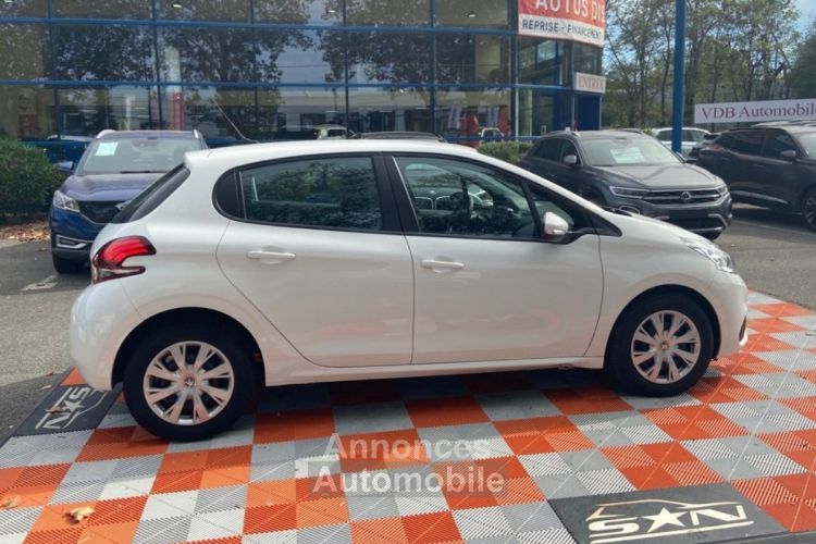 Peugeot 208 AFFAIRE BlueHDi 100 PREMIUM PACK GPS 2PL - <small></small> 11.750 € <small>TTC</small> - #10