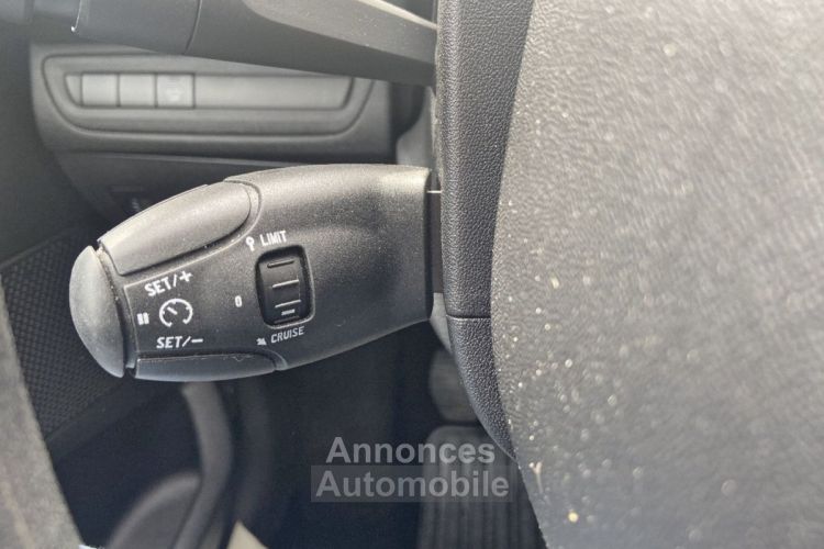 Peugeot 208 AFFAIRE BlueHDi 100 PREMIUM PACK GPS 2PL 7000 € HT - <small></small> 8.450 € <small>TTC</small> - #17