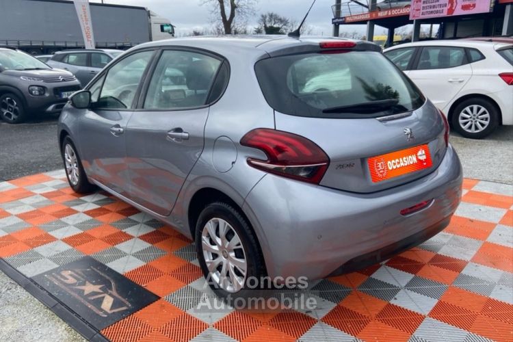 Peugeot 208 AFFAIRE BlueHDi 100 PREMIUM PACK GPS Radar Caméra 2PL 6600 € HT - <small></small> 7.950 € <small>TTC</small> - #7