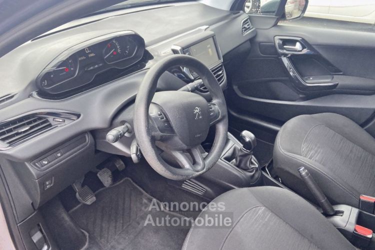 Peugeot 208 AFFAIRE BlueHDi 100 PREMIUM PACK GPS Radar Caméra 2PL 6600 € HT - <small></small> 7.950 € <small>TTC</small> - #13