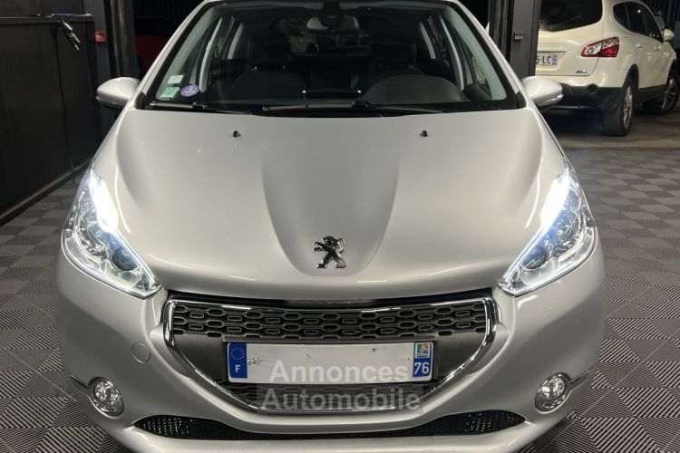 Peugeot 208 ALLURE 1.6 VTI 120 Cv PREMIERE MAIN / 45 200 Kms GPS TACTILE CRIT AIR 1 - GARANTIE 1 AN - <small></small> 8.970 € <small>TTC</small> - #2