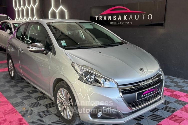 Peugeot 208 Allure 82ch 1.2 BVM5 Courroie Distribution OK Radar AR Clim auto Apple Carplay - <small></small> 7.990 € <small>TTC</small> - #1