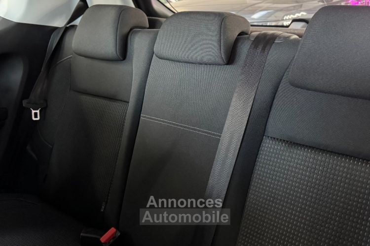 Peugeot 208 Allure 82ch 1.2 BVM5 Courroie Distribution OK Radar AR Clim auto Apple Carplay - <small></small> 7.990 € <small>TTC</small> - #5