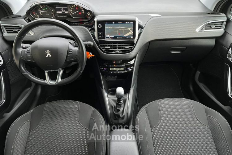 Peugeot 208 Allure Business 110 ch GPS Régulateur Andoid Auto 259-mois - <small></small> 13.990 € <small>TTC</small> - #3
