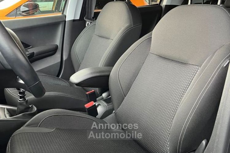 Peugeot 208 Allure Business 110 ch GPS Régulateur Andoid Auto 259-mois - <small></small> 13.990 € <small>TTC</small> - #4