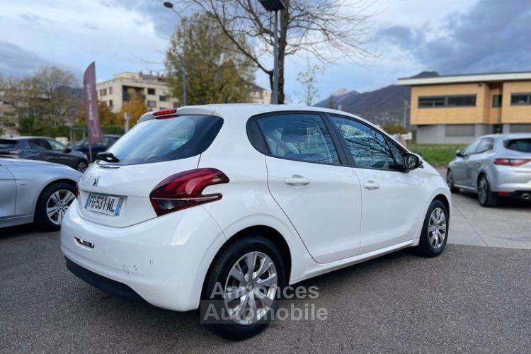 Peugeot 208 BlueHDi 100ch Active Business 42.500 Kms - <small></small> 10.990 € <small>TTC</small> - #3