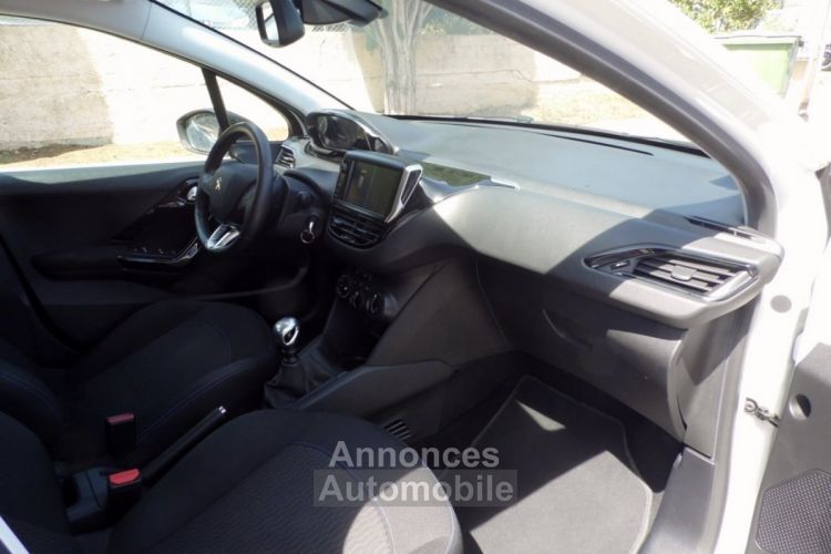 Peugeot 208 BlueHDi 100ch BVM6 Signature - <small></small> 9.990 € <small>TTC</small> - #15