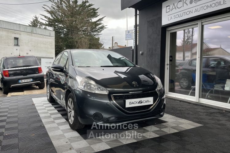 Peugeot 208 BUSINESS 1.0 VTi 68ch BVM5 Access - <small></small> 7.990 € <small>TTC</small> - #1