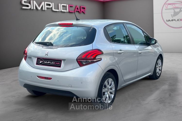 Peugeot 208 BUSINESS 1.5 BlueHDi 100 ch SS BVM6 Active Business - <small></small> 8.990 € <small>TTC</small> - #20