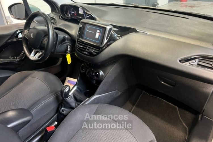 Peugeot 208 BUSINESS 1.6 BlueHDi 75 CV 04/2017 - <small></small> 7.900 € <small>TTC</small> - #12