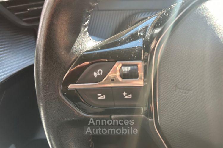 Peugeot 208 BUSINESS Electrique 50 kWh 136ch Active Business - <small></small> 13.990 € <small>TTC</small> - #33