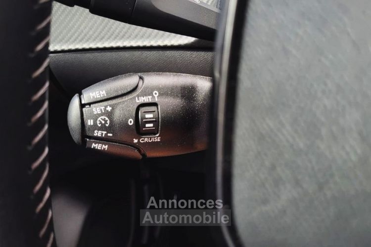 Peugeot 208 E-208 136CH STYLE - <small></small> 23.990 € <small>TTC</small> - #18