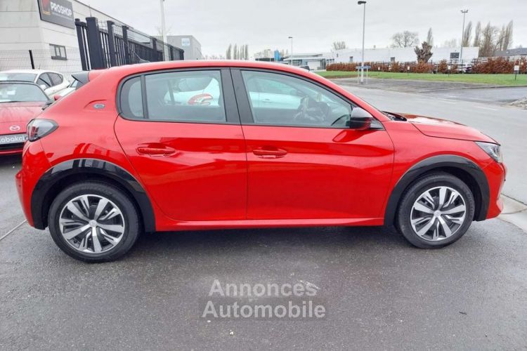 Peugeot 208 e-208 50 kWh Active Pack GARANTIE USINE 12-2024 - <small></small> 26.990 € <small>TTC</small> - #8