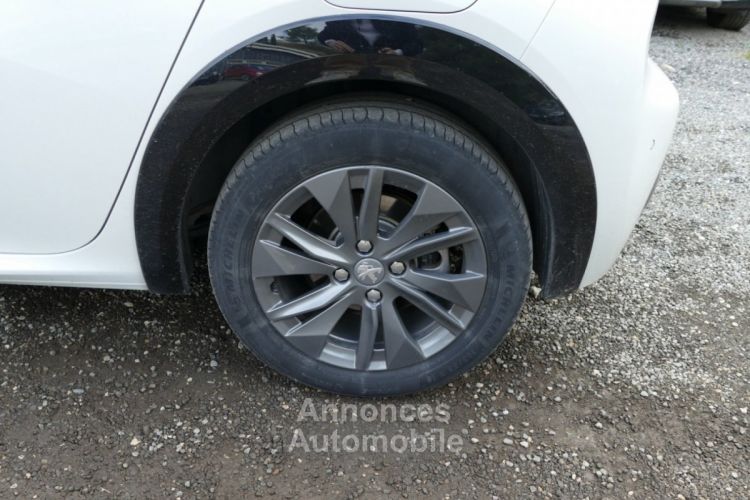 Peugeot 208 E ALLURE 136 Ch - <small></small> 14.990 € <small>TTC</small> - #2