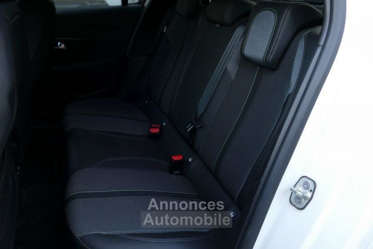 Peugeot 208 Electrique 50 kWh 136 Ch GT CARPLAY VIRTUAL COCKPIT - <small></small> 16.990 € <small>TTC</small> - #16