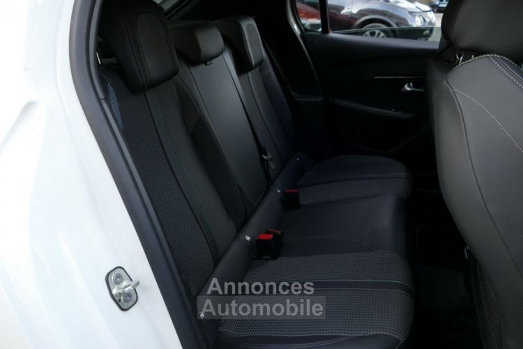 Peugeot 208 Electrique 50 kWh 136 Ch GT CARPLAY VIRTUAL COCKPIT - <small></small> 16.990 € <small>TTC</small> - #18