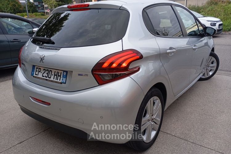 Peugeot 208 ess ph2 led navigation clim auto crit air 1 ct ok première main garantie 12 mois 8500 - <small></small> 8.500 € <small>TTC</small> - #3