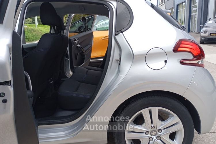 Peugeot 208 ess ph2 led navigation clim auto crit air 1 ct ok première main garantie 12 mois 8500 - <small></small> 8.500 € <small>TTC</small> - #4