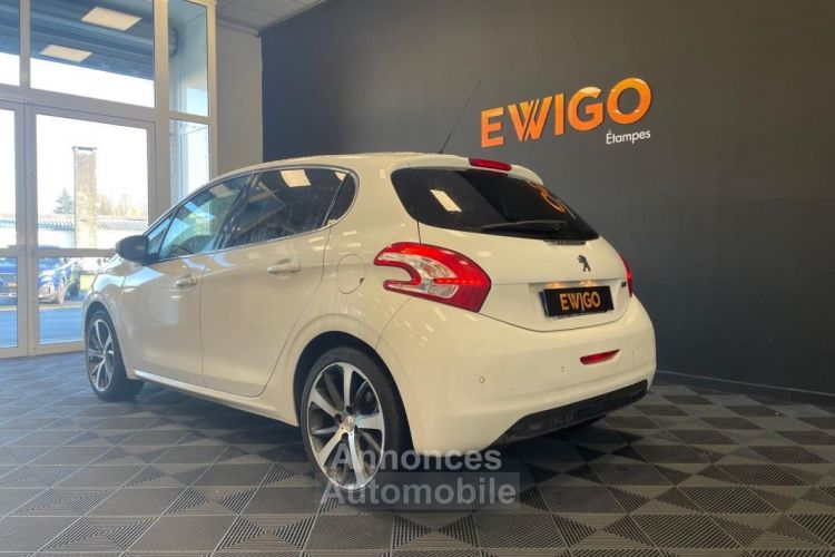 Peugeot 208 GEN-I 1.6L VTI 120 FÉLINE TOIT PANORAMIQUE MOTEUR A CHAINE RÉGULATEUR - <small></small> 6.990 € <small>TTC</small> - #4